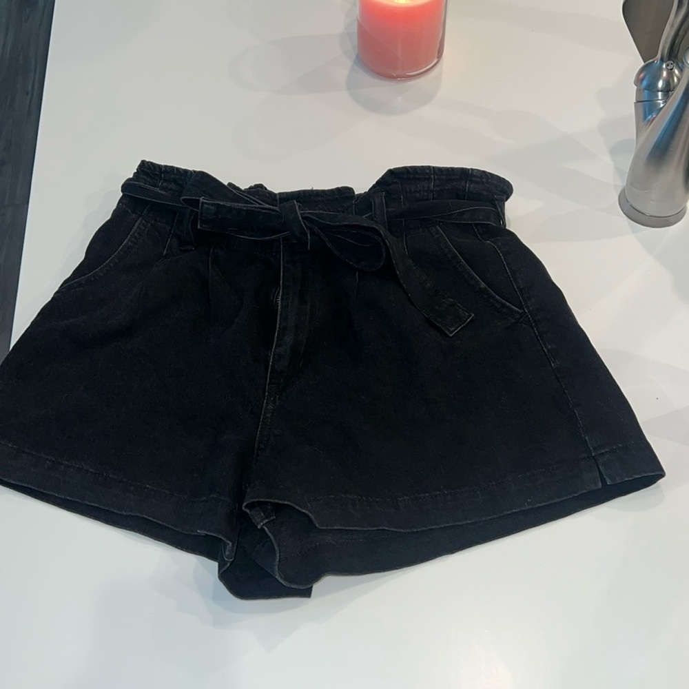 American eagle never worn mom short